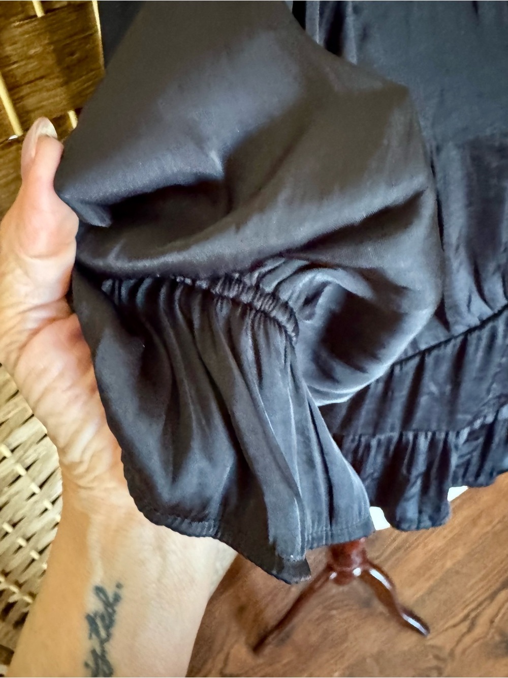 NWT GAP black shadow stripe peplum top  XL - Picture 6 of 14